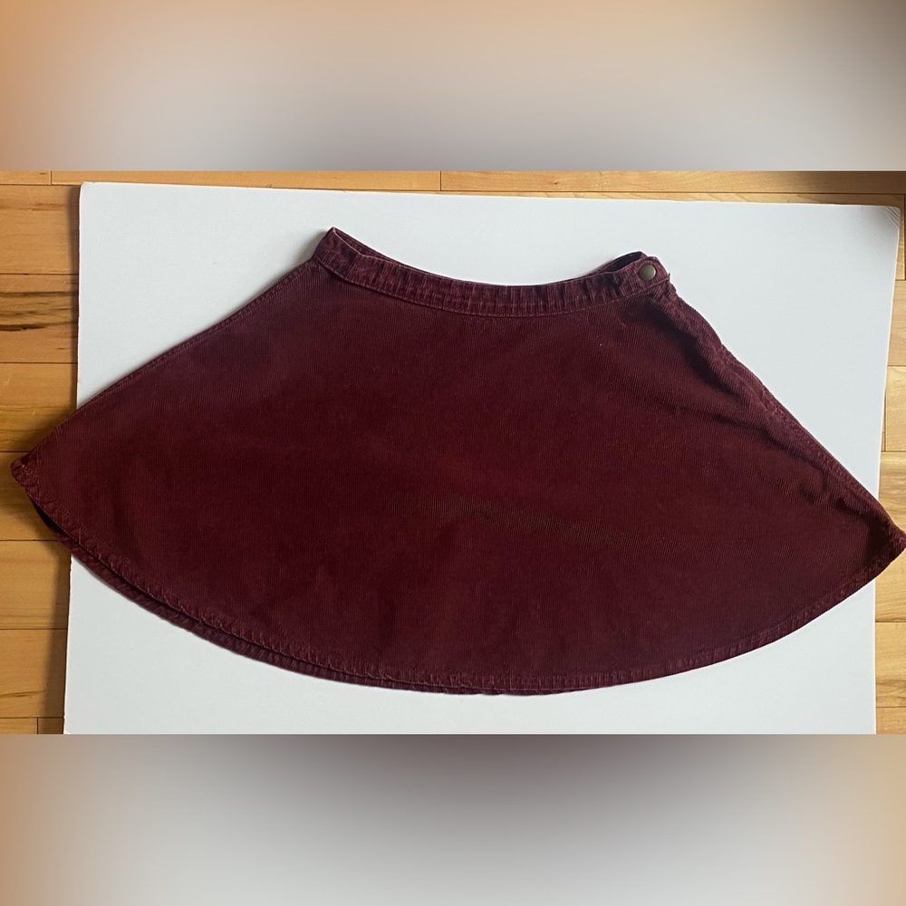 Original American Apparel Corduroy Burgundy Skater Skirt - Picture 7 of 7